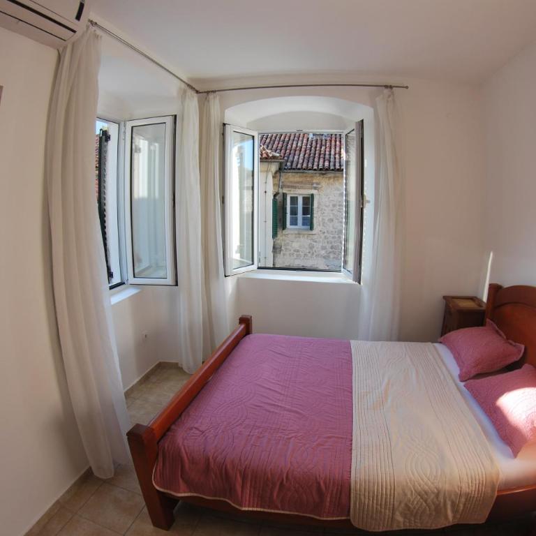 Apartment Antonia - Two-Bedroom Apartment - 6