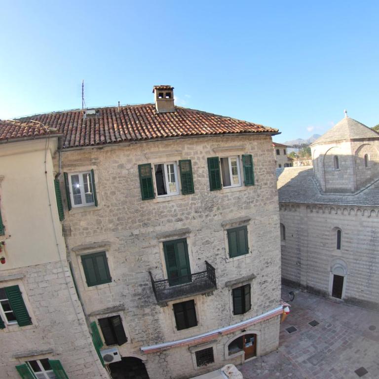 Apartment Antonia - Two-Bedroom Apartment - 12