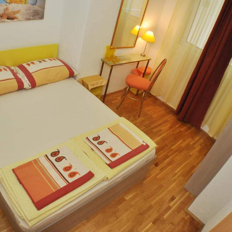 Belvedere Apartments - One-Bedroom Apartment with Balcony and Sea View - 27