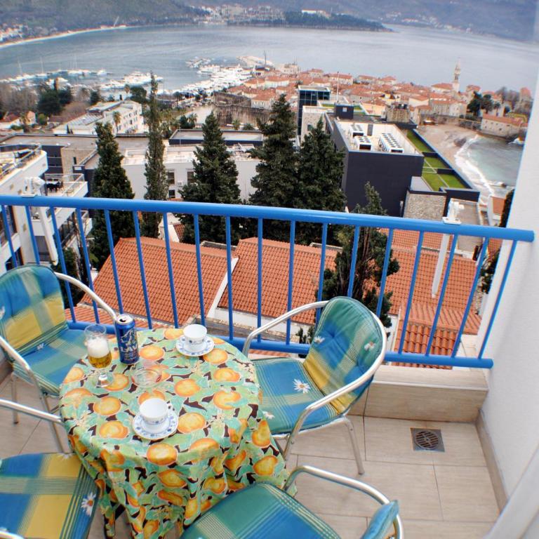 Belvedere Apartments - One-Bedroom Apartment with Balcony and Sea View - 40