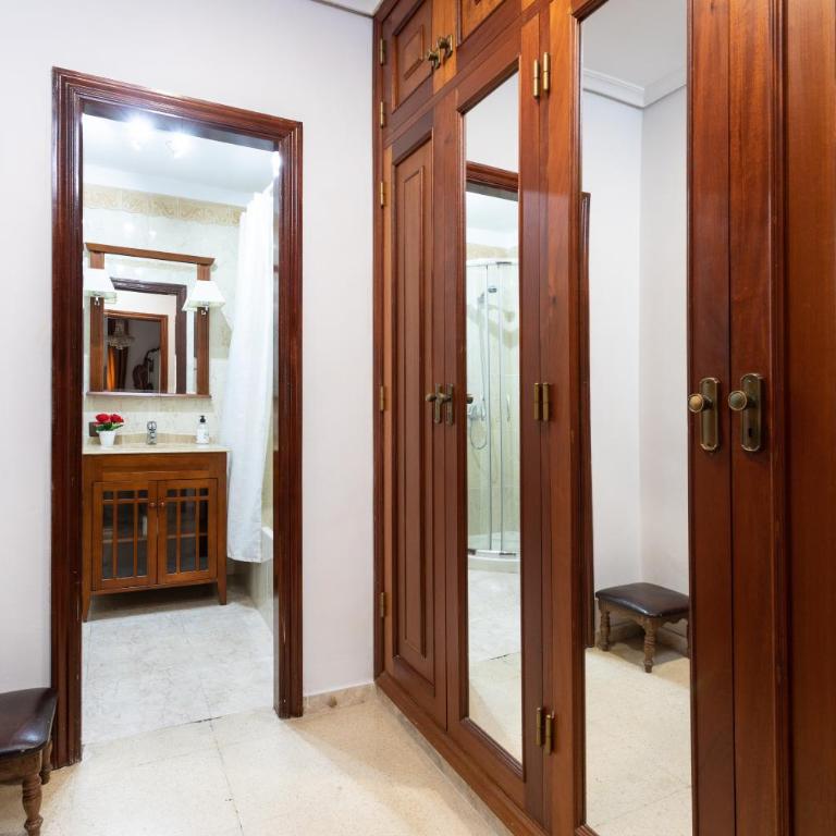 Home2Book Spacious Classic Design Apto SC Center - Apartamento - 22