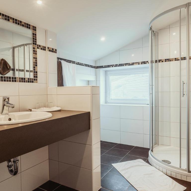Gästehaus Eder - Two-Bedroom Apartment - 8