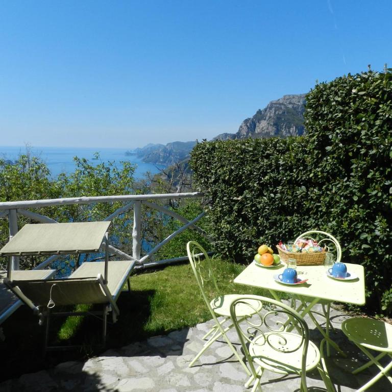 Bacio del Sole B&B Positano - Monolocale con Patio e Vista Mare (2 Adulti) - 5