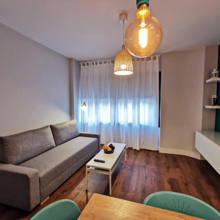 Apartamento RAL5021 en Triana junto al centro - Apartamento de 1 dormitorio - 2