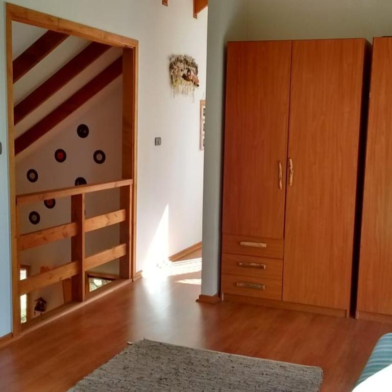 Cabañas Wualmapu " acceso sólo vehiculos tipo camioneta, jeep o SUV" - Casa de 3 dormitorios - 4
