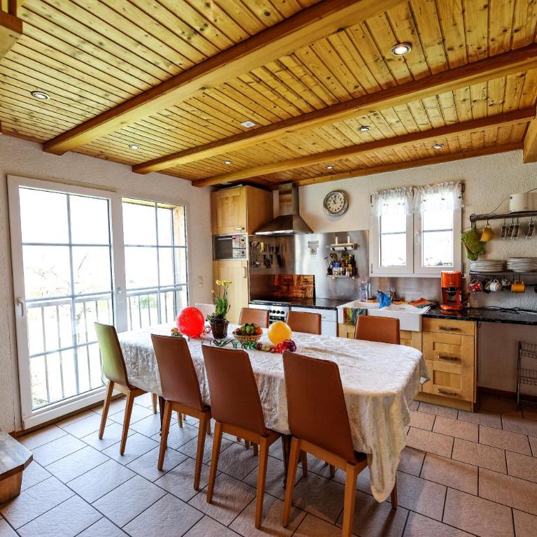 Swiss Holiday House - Haus mit 3 Schlafzimmern - 24