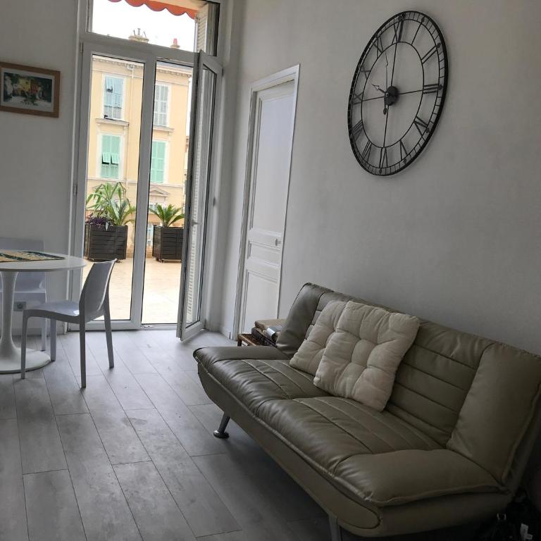 Appartement Terrasse dans Palace Centre ville - Appartement 1 Chambre - 8
