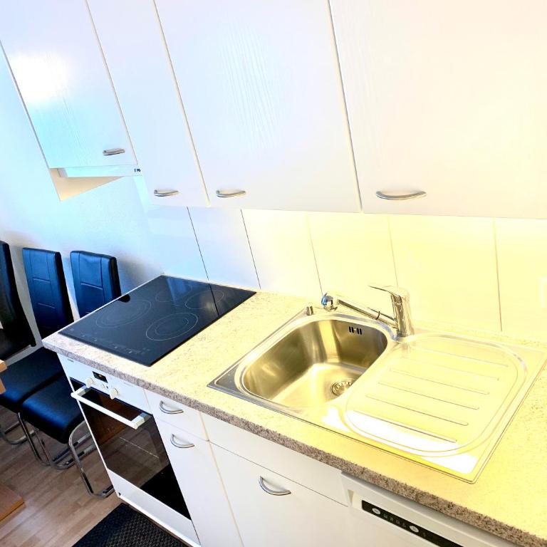 Holiday apartment Bolgen - close to everything! Bolgen, Jakobshorn, bus stop, train station, supermarket, ski school, ski rentals, restaurants and more! - Apartment mit 1 Schlafzimmer - 12