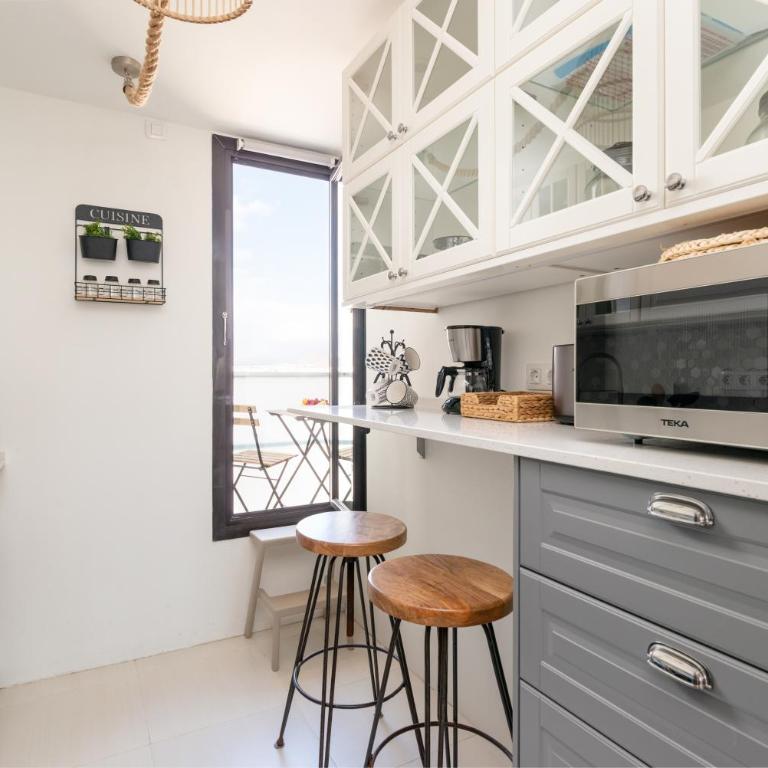 Fee4Me: First Line Luxury Apartment - Apartamento de 2 dormitorios - 13