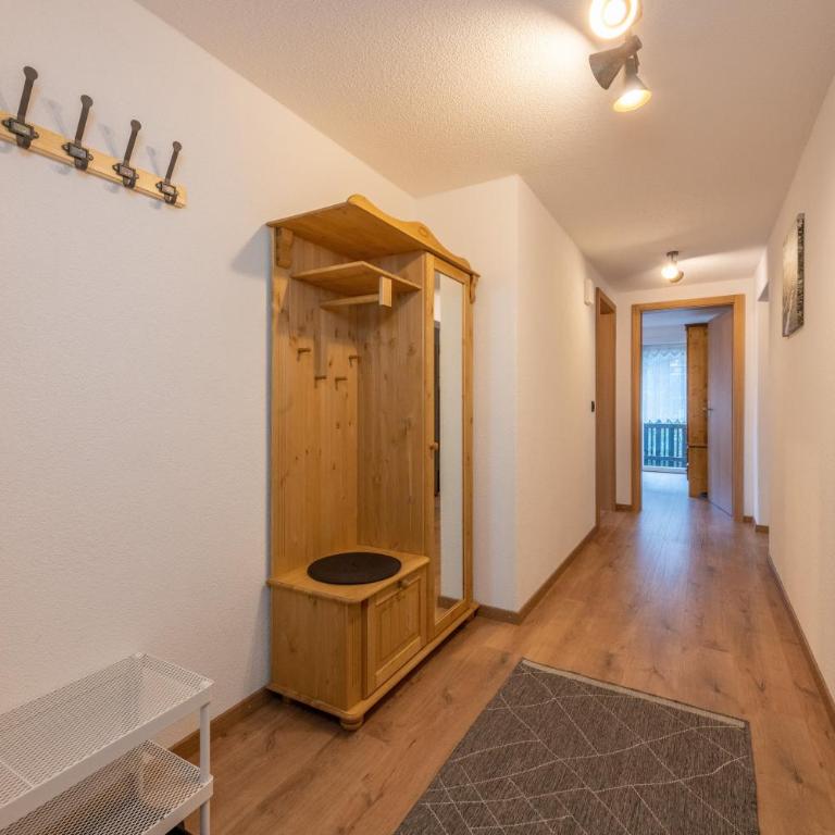 Touring Chez Georges - Two-Bedroom Apartment - 5