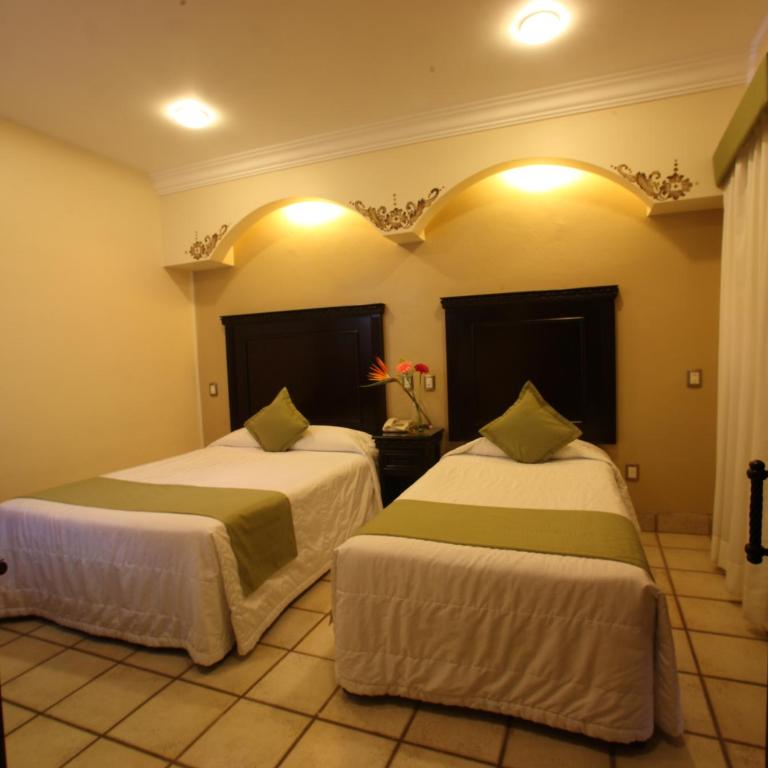 Hotel CasAntica - Habitación Doble - 2 camas dobles - 3