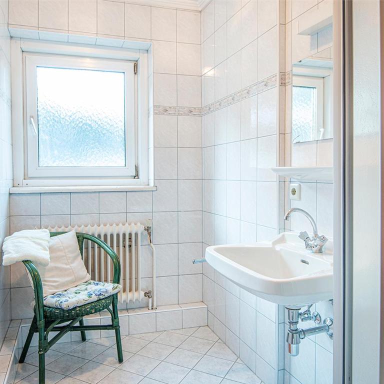 Gästehaus Golker - Einzelzimmer mit Gemeinschaftsbad - 4