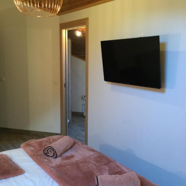 "La Combe Fleurie" Appartements & Chambres - Chambre Double Standard - 2
