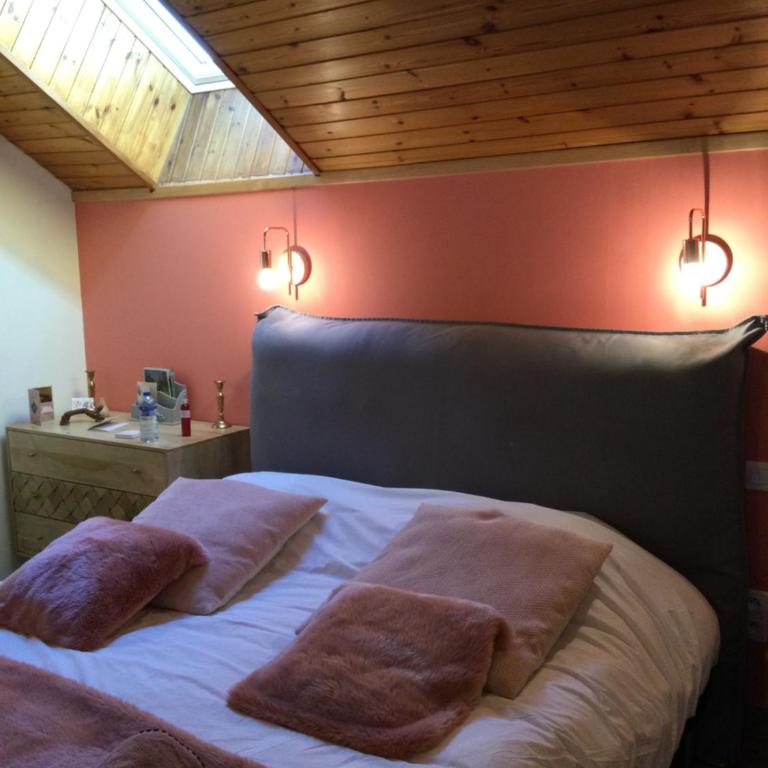 "La Combe Fleurie" Appartements & Chambres - Chambre Double Standard - 3