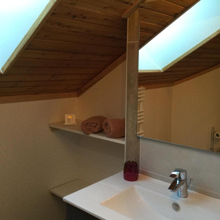 "La Combe Fleurie" Appartements & Chambres - Chambre Double Standard - 6