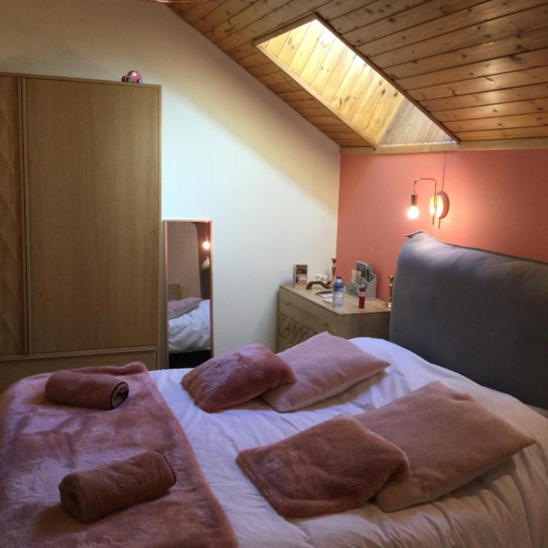 "La Combe Fleurie" Appartements & Chambres - Chambre Double Standard - 4