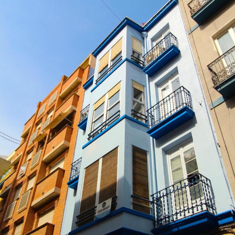 Apartamento Grande y Luminoso en el Centro de Alicante - Three-Bedroom Apartment - 8