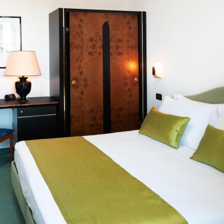 Hotel Stella - Superior Double or Twin Room - 4