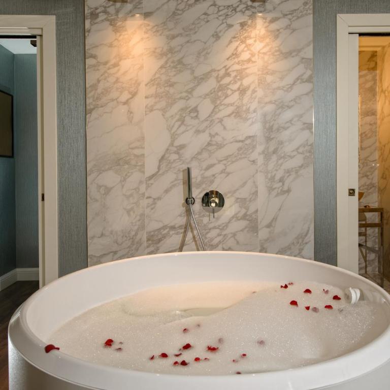 Palazzo Veneziano - Venice Collection - Suite Luna di Miele con Jacuzzi® - 1