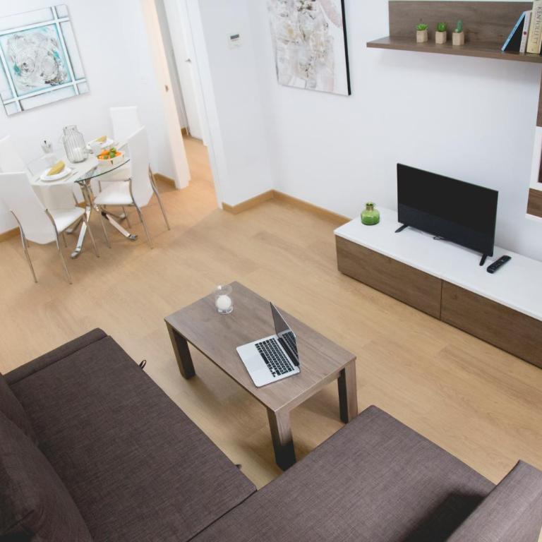 Be Free Granada - Two-Bedroom Apartment - 2