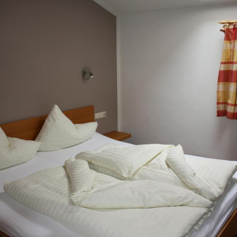 Appartementhaus Bergblick - Standard Apartment mit 2 Schlafzimmern und Balkon - 2. Stock - 1