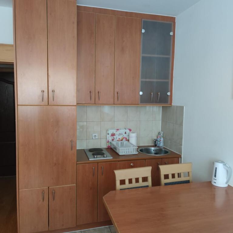 Apartmani MECAVA - Studio Apartment - 10