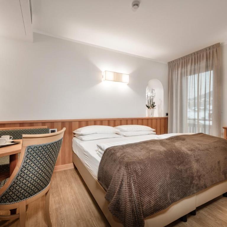 Family Hotel Serena - Camera Familiare Superior - 3