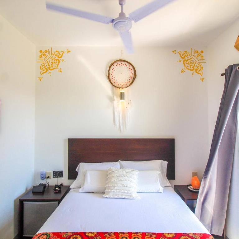 Casa de Olas Boutique Hotel - Habitación Doble con balcón - 5