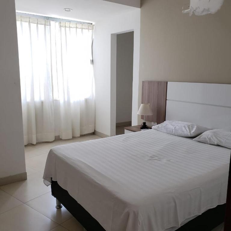 Edificio Las Palmas 3100 - Apartamento de 3 dormitorios - 3