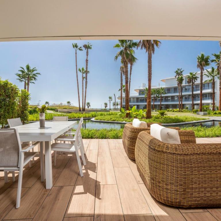 The Edge Front Line Beach Luxury and Spa - Apartamento de 3 dormitorios - 13