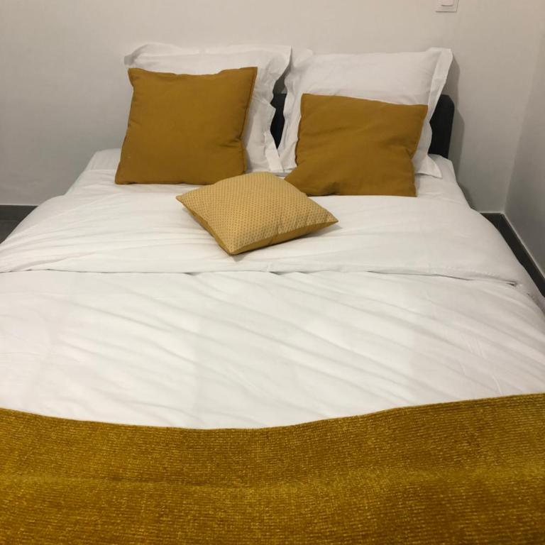 Explore the World 1 - One-Bedroom Apartment - 20