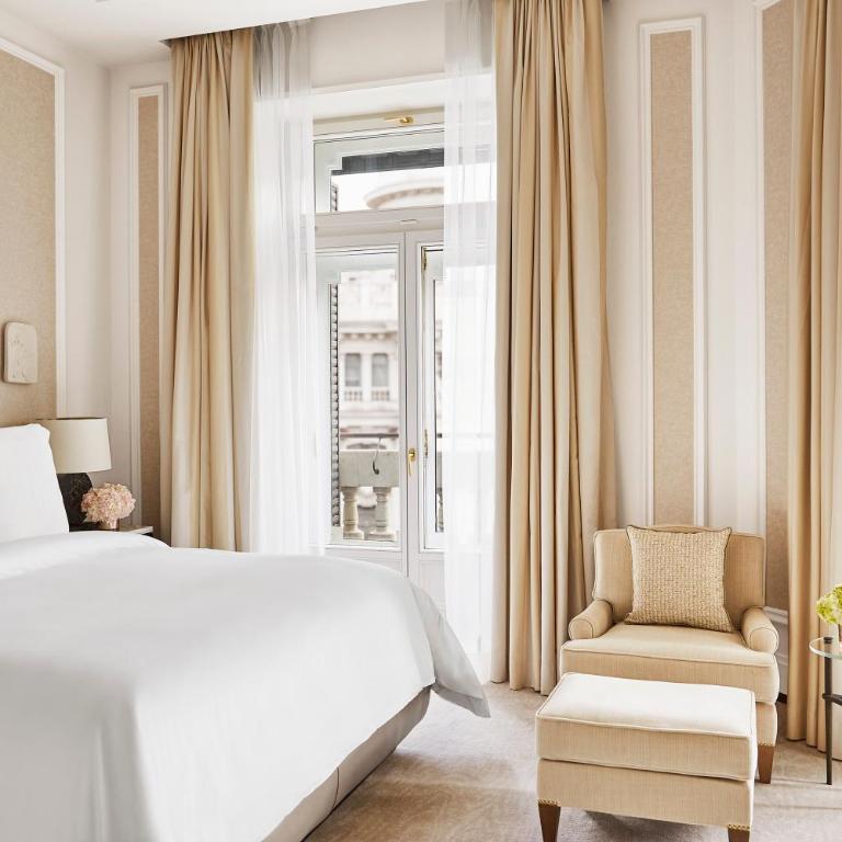 Four Seasons Hotel Madrid - Suite de 1 dormitorio - 1 cama extragrande - 4