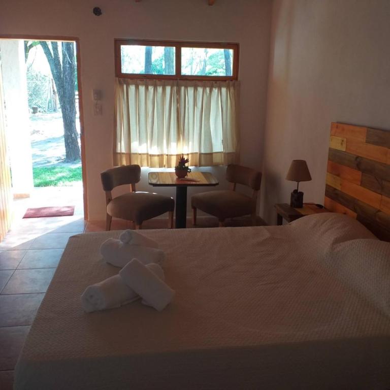 Hostal El Algarrobo - Habitación Doble Deluxe - 1