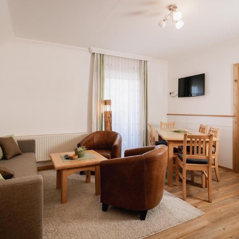 Landhaus Holzer - Apartment mit 2 Schlafzimmern - 24