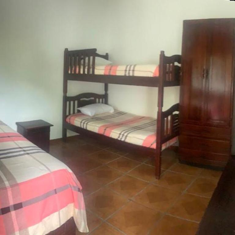Casa del Peregrino Santo Thomas - Classic Quadruple Room - 2