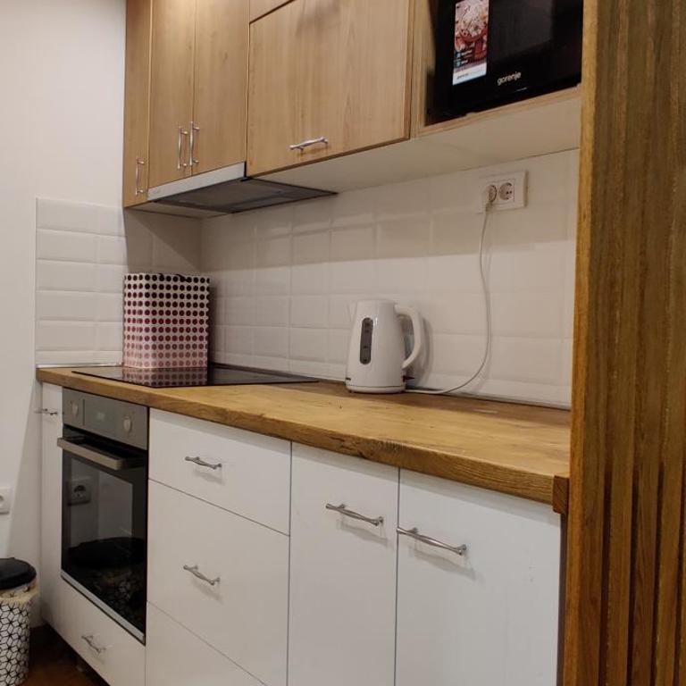 The Best 2-Bedroom Central Belgrade Apt - FREE private Parking - Apartman sa 3 Spavaće Sobe - 9