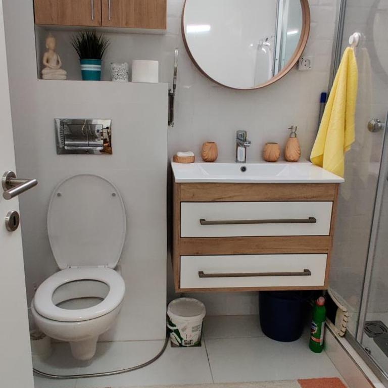 The Best 2-Bedroom Central Belgrade Apt - FREE private Parking - Apartman sa 3 Spavaće Sobe - 8