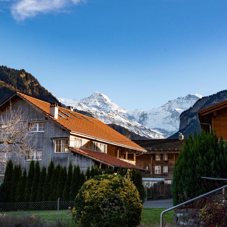 Swiss Holiday House - Haus mit 3 Schlafzimmern - 2