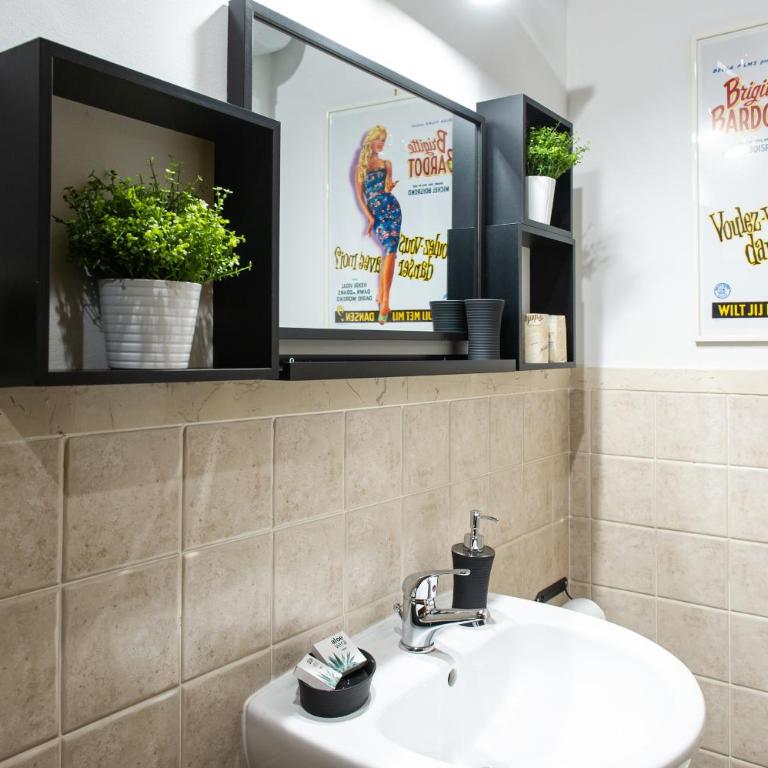 4 FONTANE 156 LUXURY HOME - Appartamento con Terrazza - 37