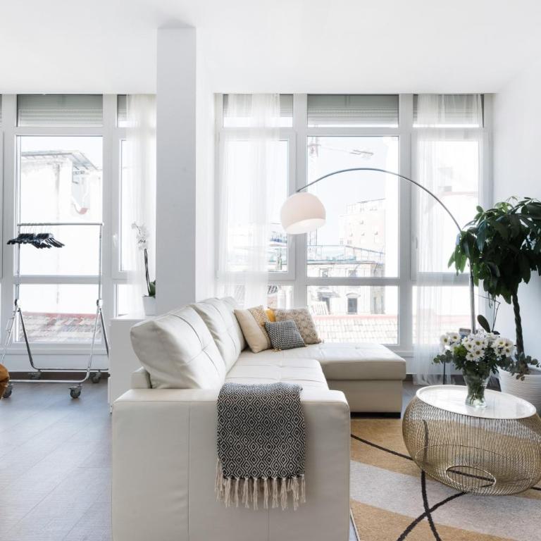 Juan de Padilla Boutique by Nagoa Homes - Estudio Deluxe - 1