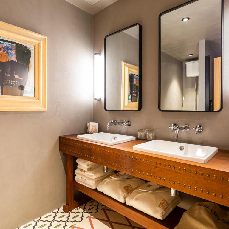 Hotel La Torre del Canonigo - Small Luxury Hotels - Suite Deluxe con servicio de traslado - 9