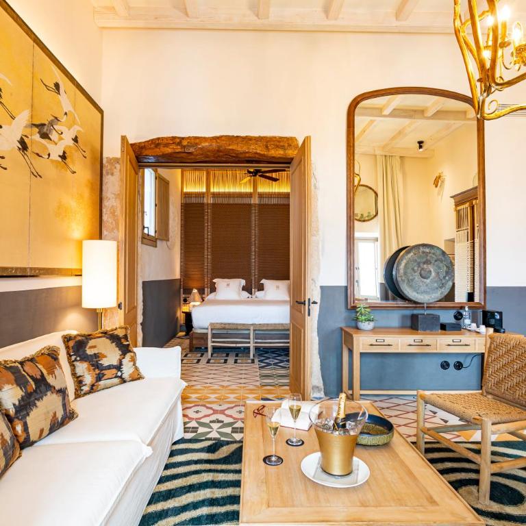 Hotel La Torre del Canonigo - Small Luxury Hotels - Suite Deluxe con servicio de traslado - 1