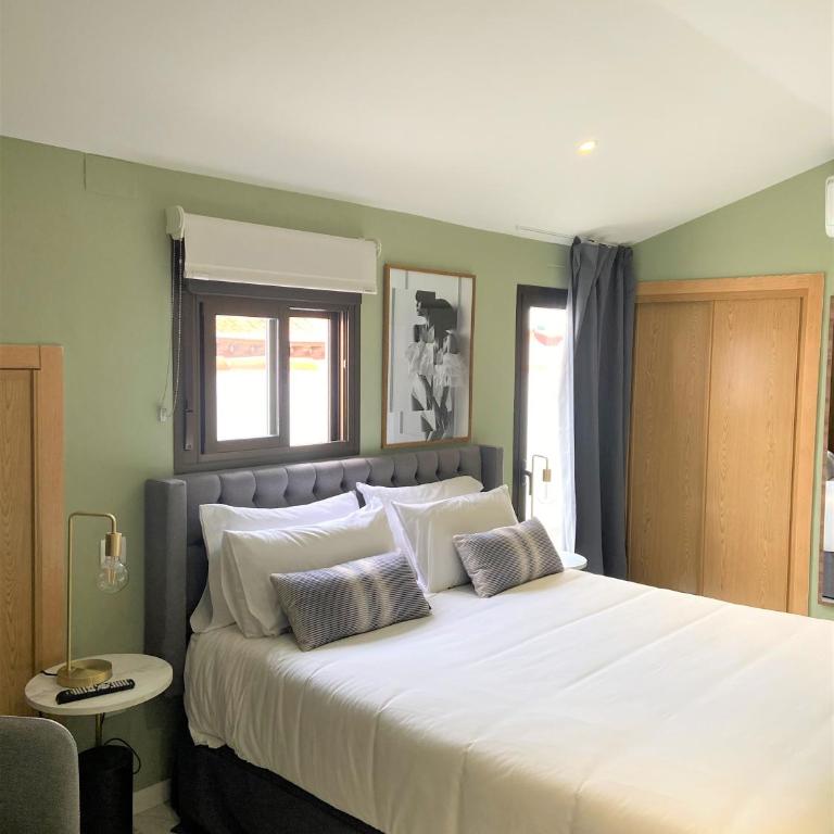 L&H La Latina Selection - Deluxe Attic with Terrace - 4