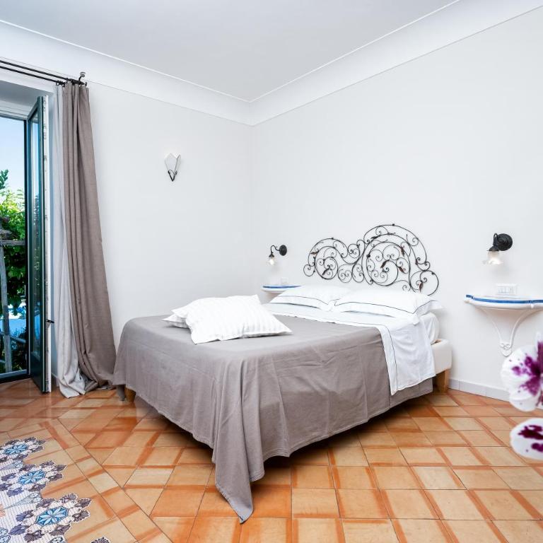 B&B Ercole di Amalfi - Double Room with Balcony and Sea View - 5