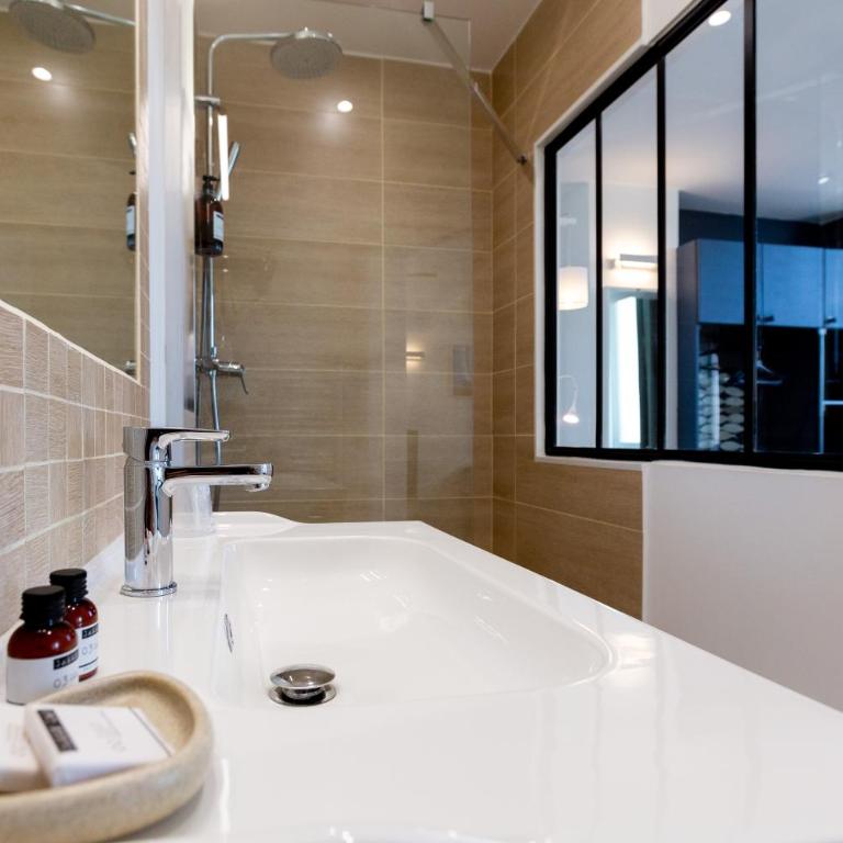 Cit'Hotel Le Regina Bordeaux Gare Saint-Jean - Grande Chambre Double avec Climatisation - 7