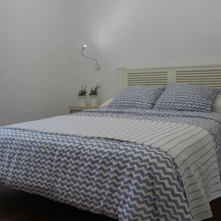 Villa La Charlatana - Two-Bedroom Villa - 33