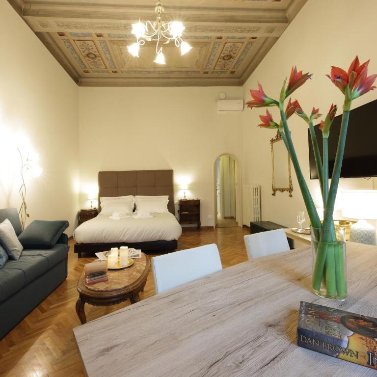 Corsini Tintori - Monolocale Queen Deluxe - 2