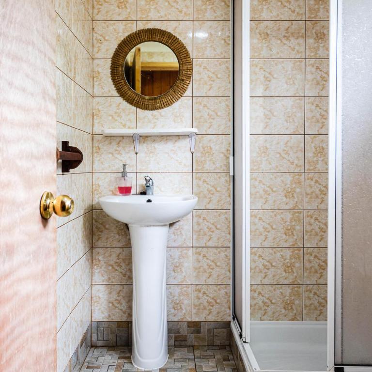 Cabaña en Tunquén con parrilla, fogón, piscina y bosque - Casa con 1 dormitorio - 4