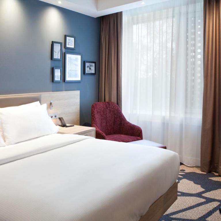 Hampton By Hilton Munich City Center East - Zimmer mit Queensize-Bett - 5