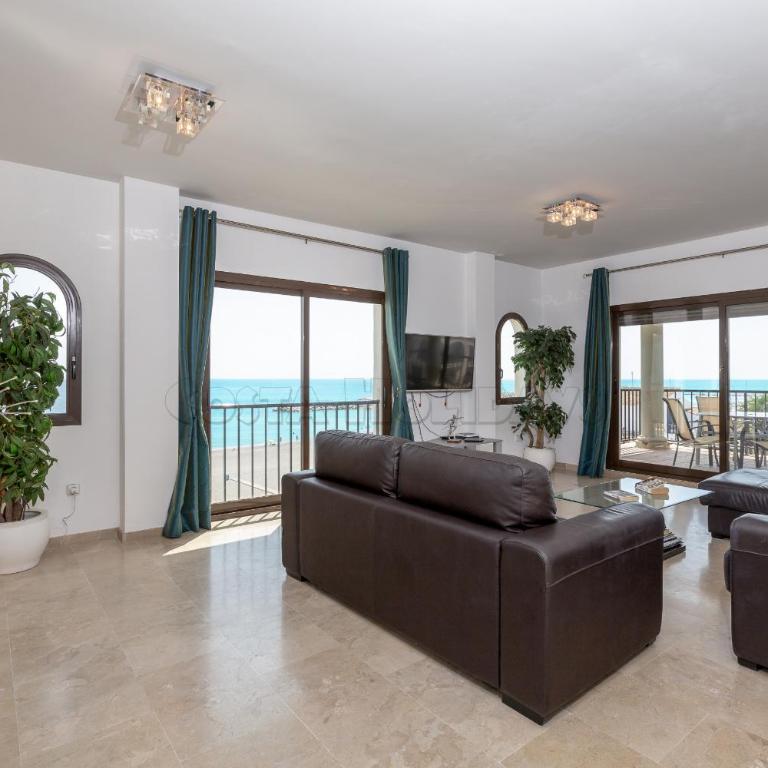 Marina Duquesa 1044 - Apartamento con vistas al mar - 2